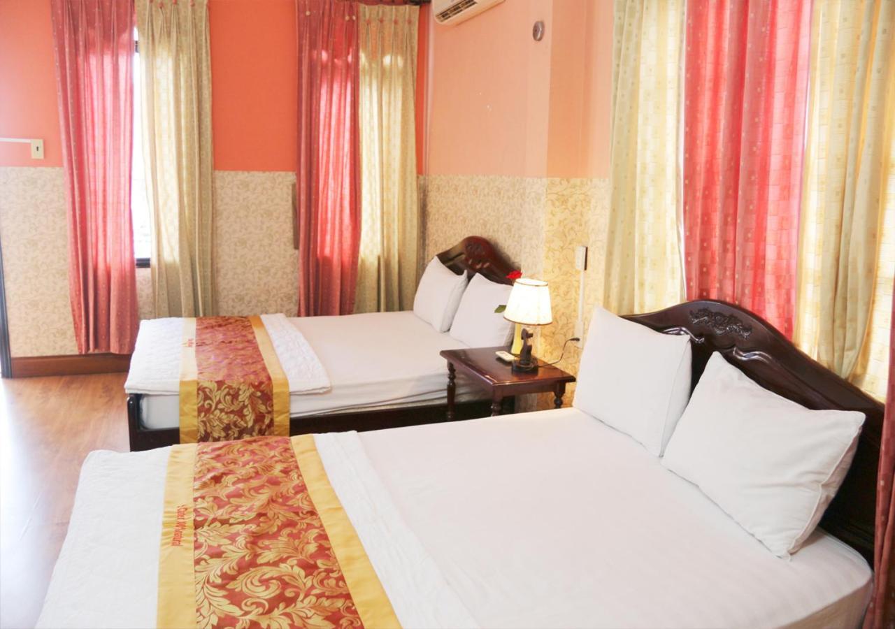 Ponys Hotel Nha Trang Buitenkant foto