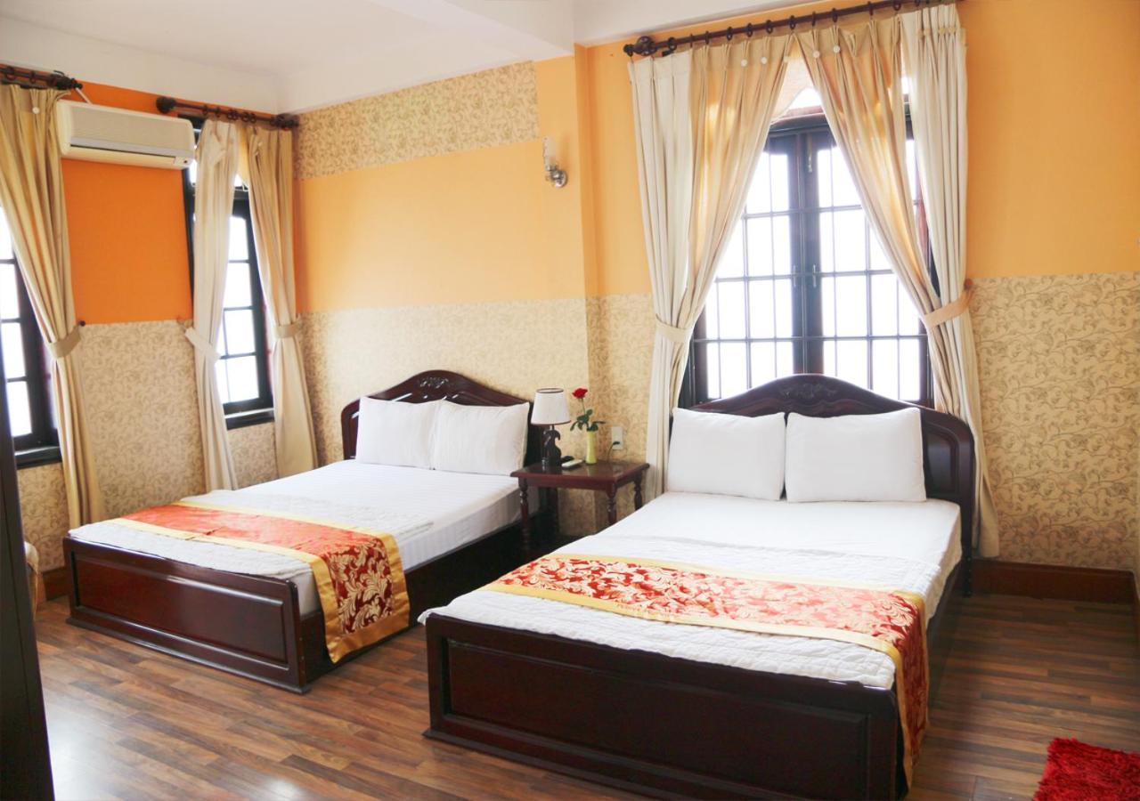 Ponys Hotel Nha Trang Buitenkant foto